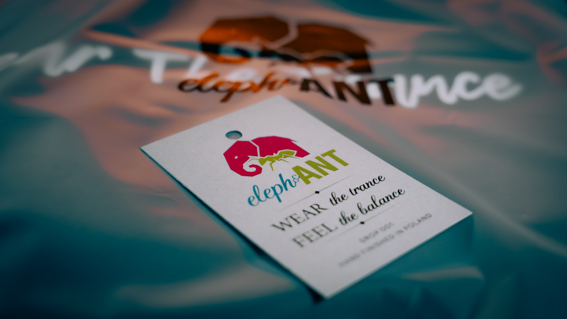 Hangtag WEAR THE TRANCE — eleph&ANT